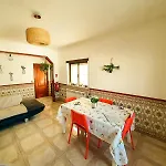 Casa Elbi Nyaraló *